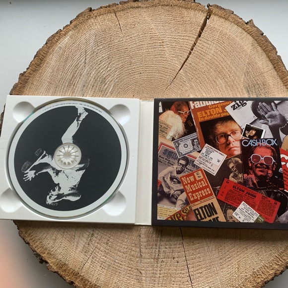 Elton John’s Greatest Hits 1970-2002 CD - Picture 3 of 6